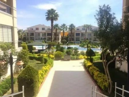 Luxus-Duplex-Wohnung Zum Verkauf In Der Website, Mit Schwimmbad, Im Zentrum Von Marmaris