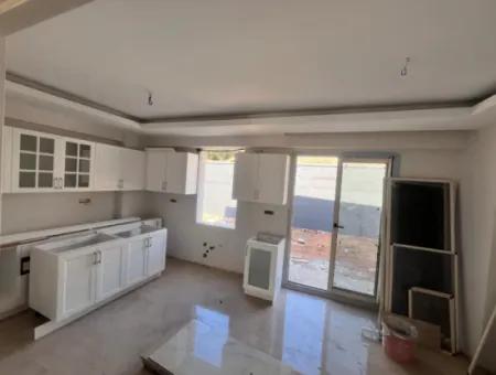 3 Zimmer 3 Bäder 160M2 Villa Mit Waldblick Zum Verkauf In Marmaris Çetibeli Mahallesi 400M2 Grundstück Mit Freistehendem Pool