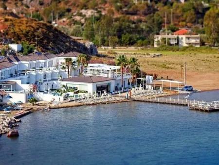 Zum Verkauf Am Meer In Einer Entfernung Von 40 Km Von Marmaris Hotel Handtücher